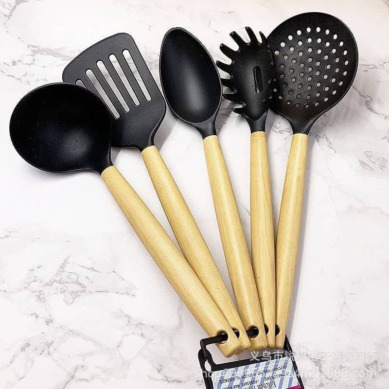 Brown nonstick spoon