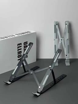 Laptop stand